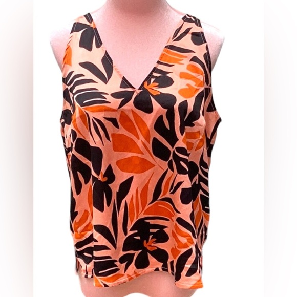 OLD NAVY WOMENS TOPS MEDIUM - Picture 8 of 13